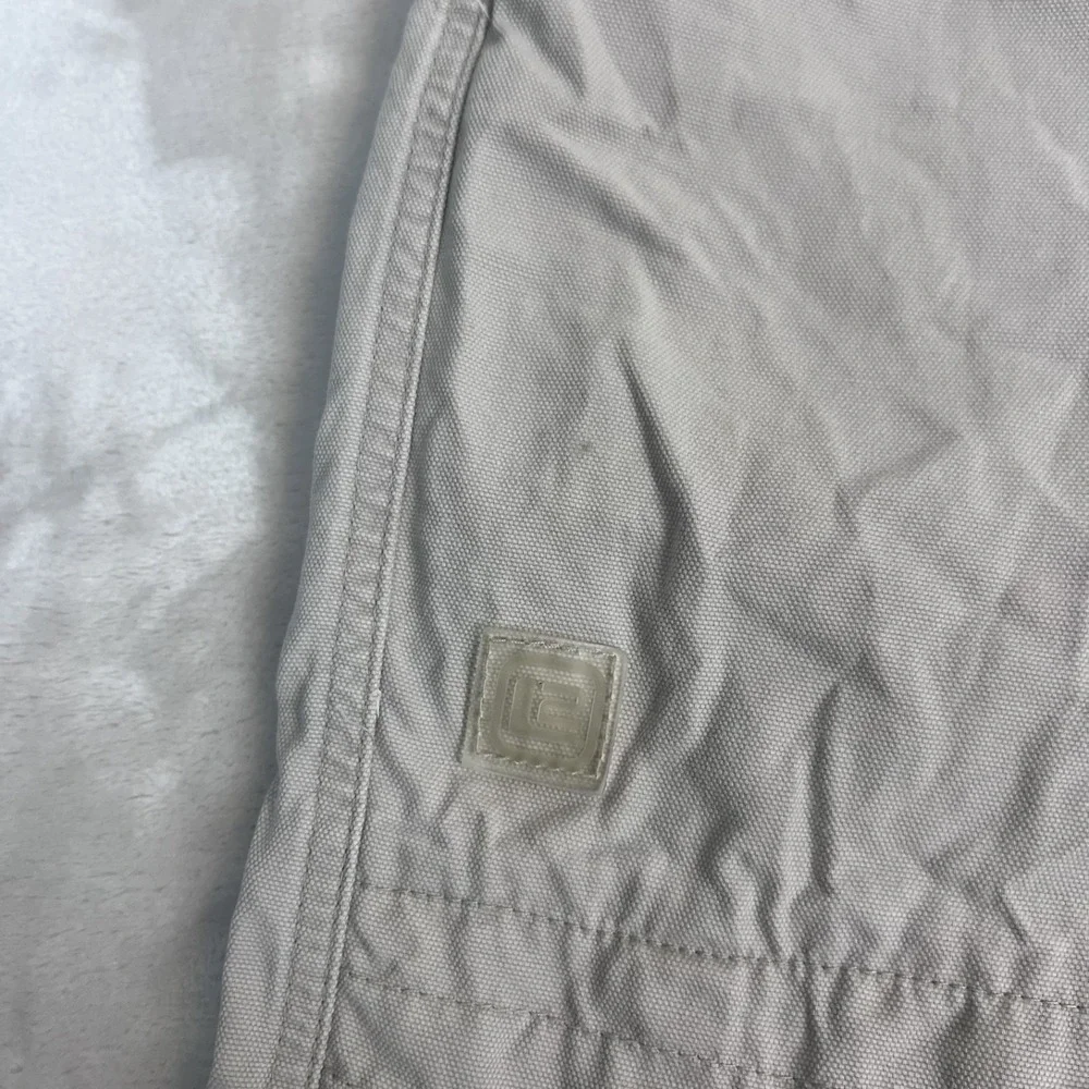 Vintage Levis L2 Shorts Mens‎ 38 Beige Long Length Baggy Loose Y2K Skater Grunge